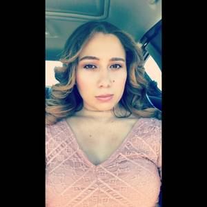 Meet your Posher, Mayela